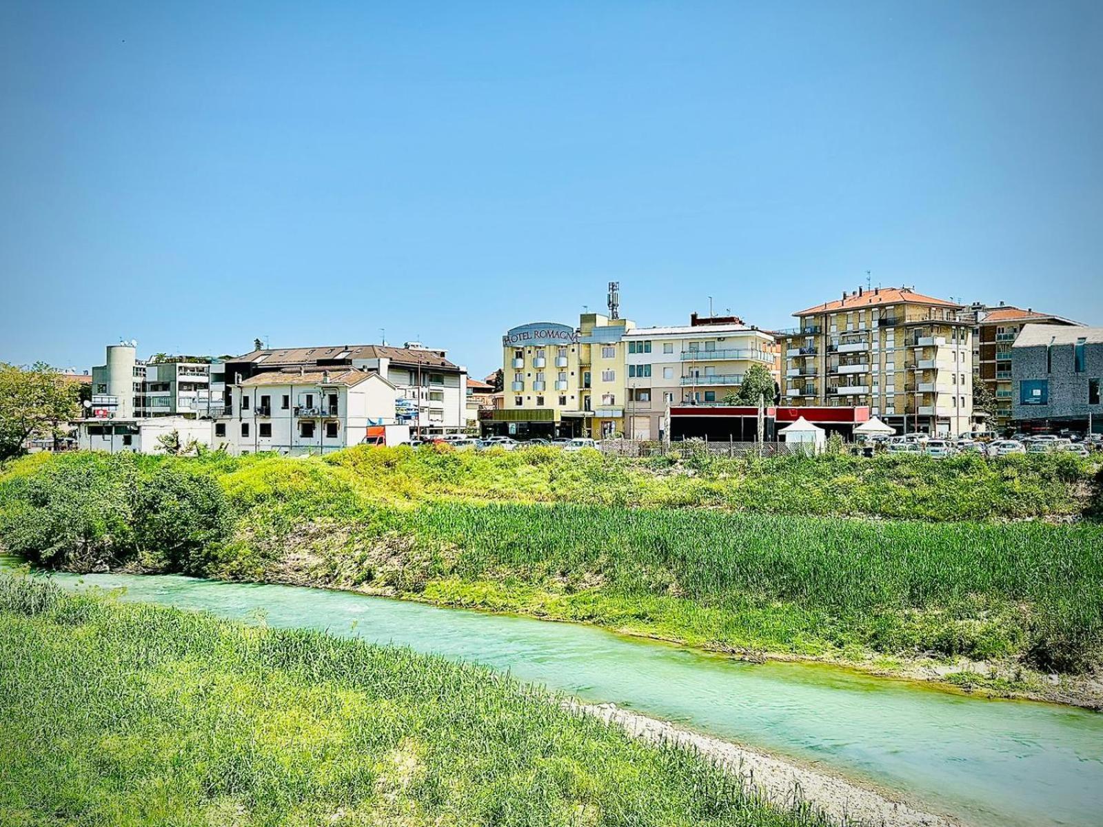 Hotel Romagna Чезена Екстериор снимка